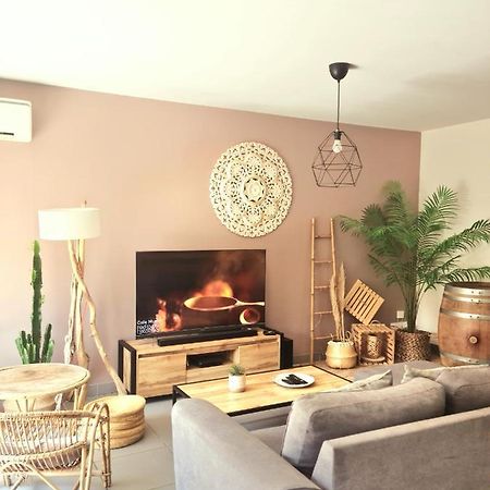 Appartcosy Emplacement Ideal Avec Terrasse & Parking Prive Nîmes Exterior foto
